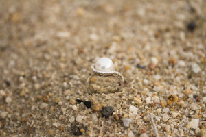 Cultured Pearl, CZ and Sterling Silver Wave Ring side detail
